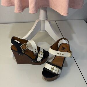 Shiekh peep toe wedges